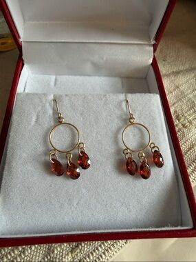 Vtg. 14k Garnet Chandelier Earrings (Stamped ZZ 585) Belk & Co.